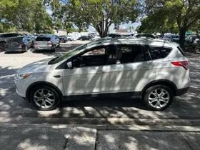 Used 2014 Ford Escape Titanium FWD image 8
