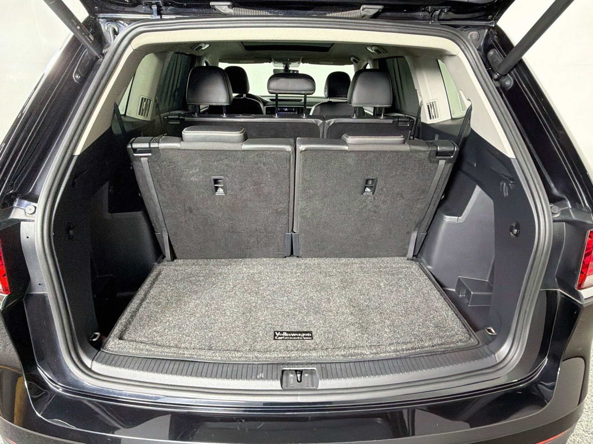 Used 2023 Volkswagen Atlas SE w/ Panoramic Sunroof Package FWD image 26
