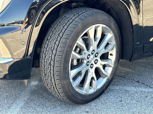 New 2026 GMC Acadia Denali w/ Super Cruise Package image 25