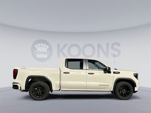 New 2026 GMC Sierra 1500 Pro image 8