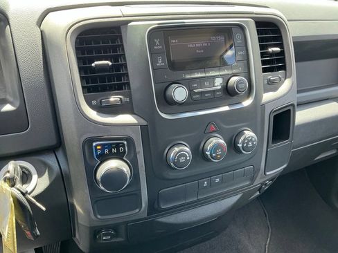 Used 2018 RAM 1500 Express RWD image 21