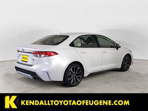 Used 2022 Toyota Corolla SE image 5