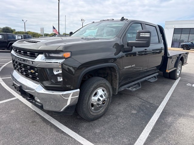 Used 2022 Chevrolet Silverado 3500 LT w/ Convenience Package AWD/4WD image 1