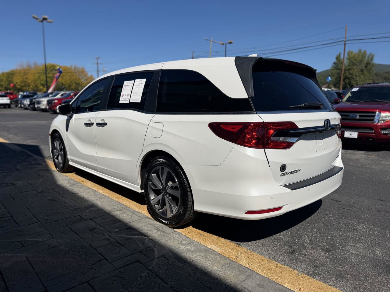 Used 2023 Honda Odyssey Touring image 6