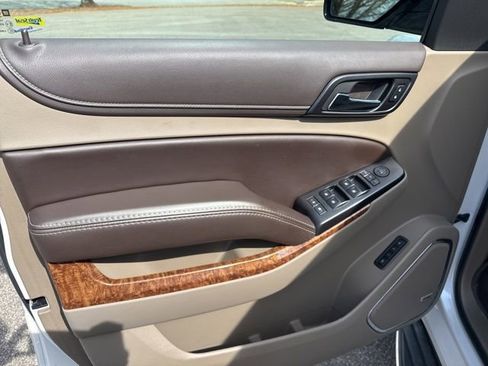 Used 2016 Chevrolet Tahoe LTZ image 25