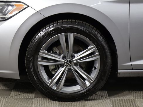 Used 2024 Volkswagen Jetta SE FWD image 20