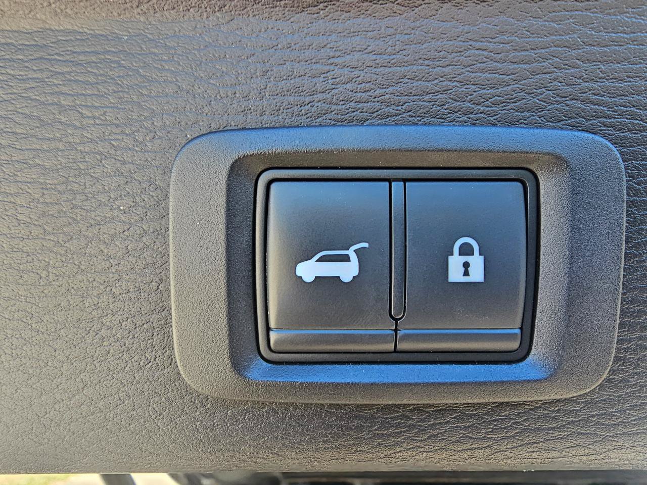 Used 2022 Mitsubishi Outlander SE AWD/4WD image 24