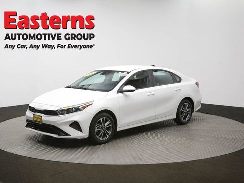 Used 2024 Kia Forte LXS image 55