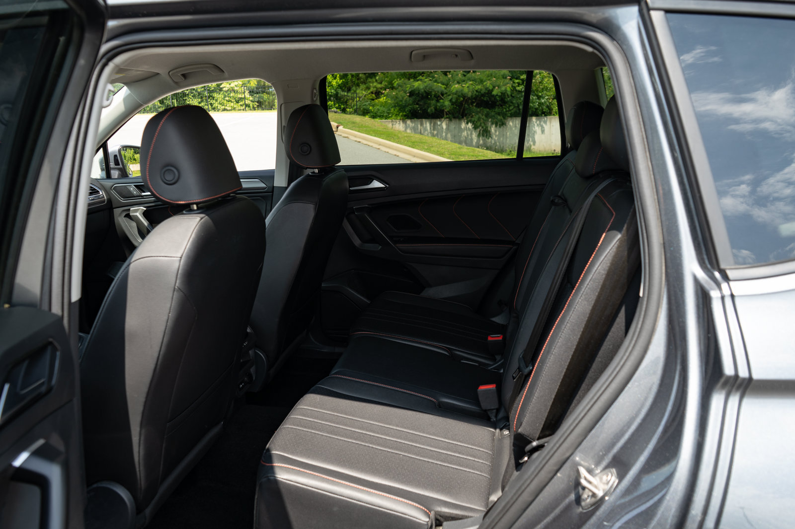 Used 2024 Volkswagen Tiguan Wolfsburg Edition AWD/4WD image 18