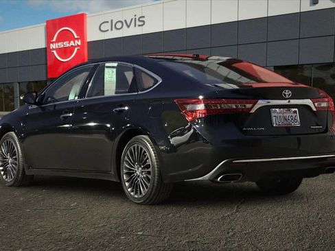 Used 2016 Toyota Avalon Touring image 7