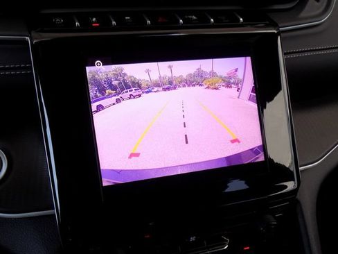 Used 2025 Jeep Grand Cherokee L Laredo RWD image 15