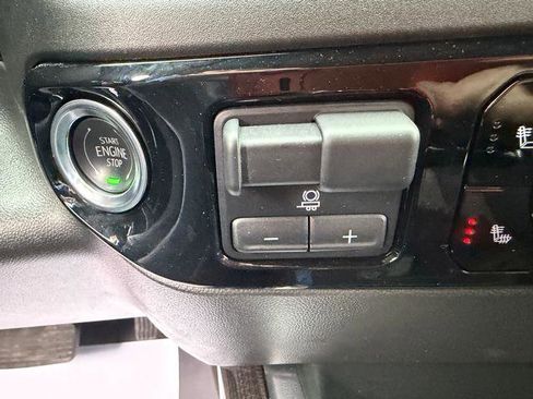 Used 2025 Chevrolet Silverado 1500 LT Trail Boss w/ Convenience Package II image 24