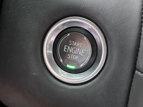 Used 2023 GMC Yukon Denali Ultimate AWD/4WD image 39