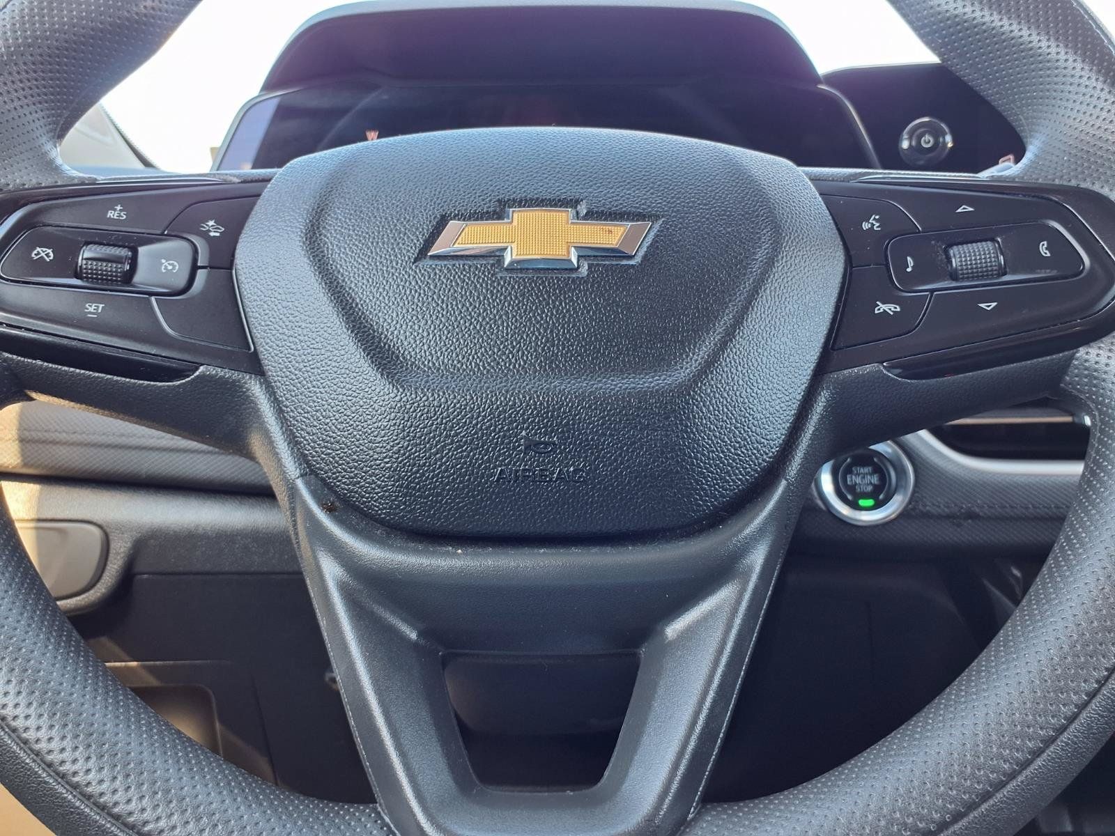 Used 2025 Chevrolet TrailBlazer LT FWD image 14