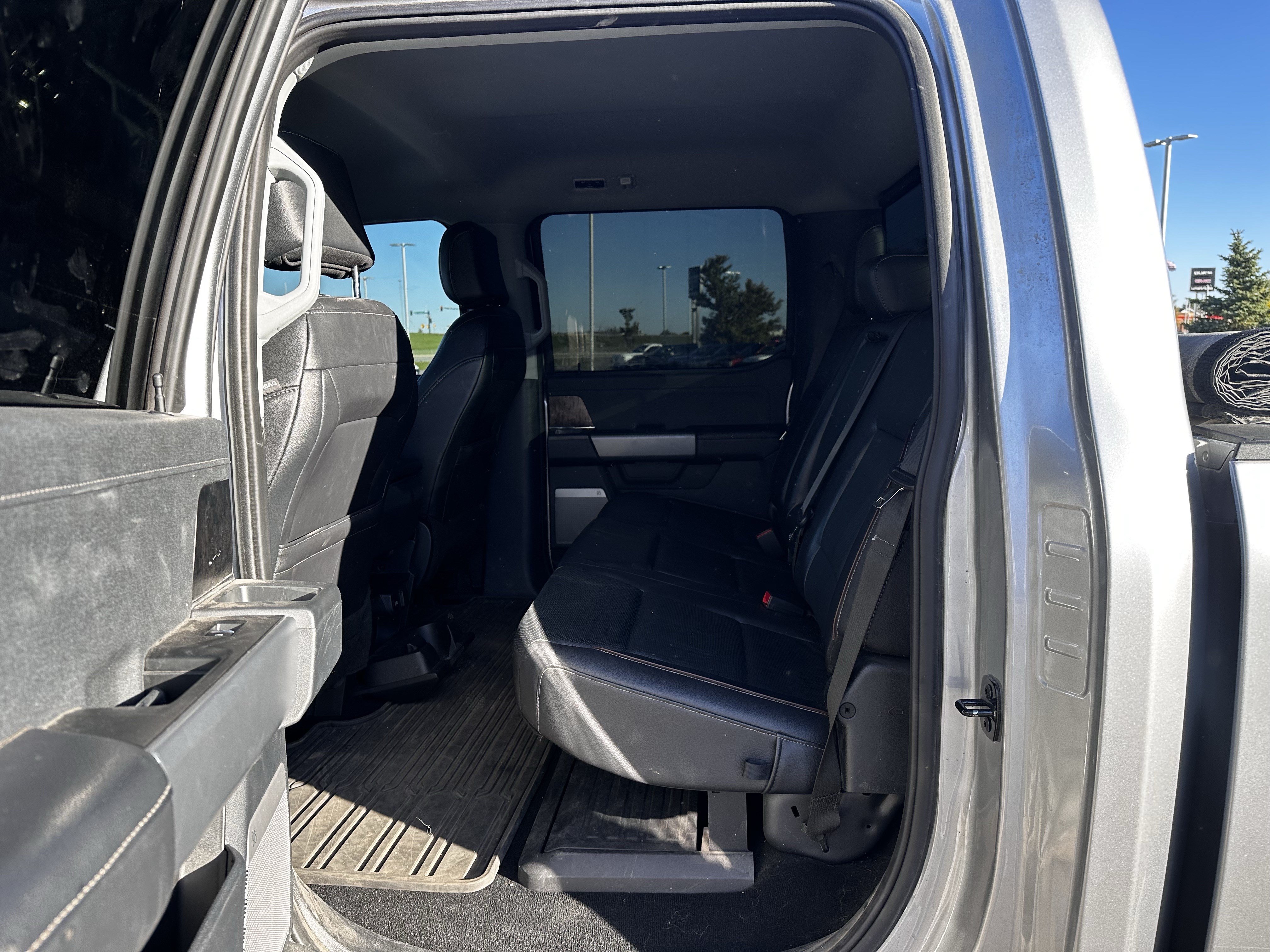 Used 2024 Ford F350 Lariat w/ Chrome Package AWD/4WD image 8