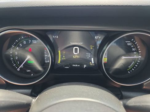 Used 2023 Jeep Wrangler Unlimited Rubicon 4xe AWD/4WD image 25