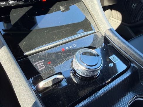 New 2025 Jeep Grand Cherokee Limited w/ Trailer Tow Package image 4