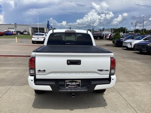 Used 2019 Toyota Tacoma TRD Pro AWD/4WD image 6