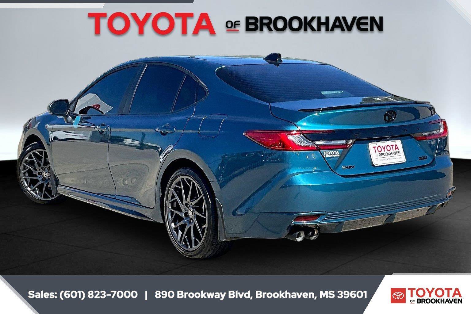 Used 2026 Toyota Camry XSE FWD image 2