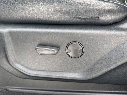 Used 2020 Ford F250 XLT w/ XLT Value Package image 11