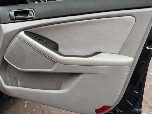 Used 2015 Kia Optima LX image 24