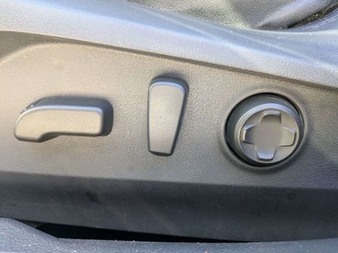 Used 2023 Subaru Outback Limited image 19