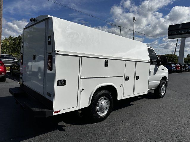 Certified 2022 Ford E-350 and Econoline 350 Super Duty w/ Power Windows & Locks Group RWD image 5