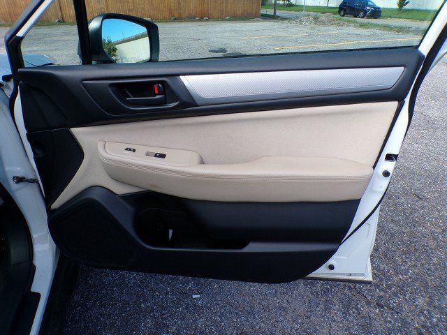 Used 2017 Subaru Outback 2.5i AWD/4WD image 22