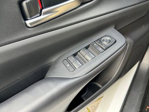 New 2026 Toyota Prius Plug-In Hybrid image 17