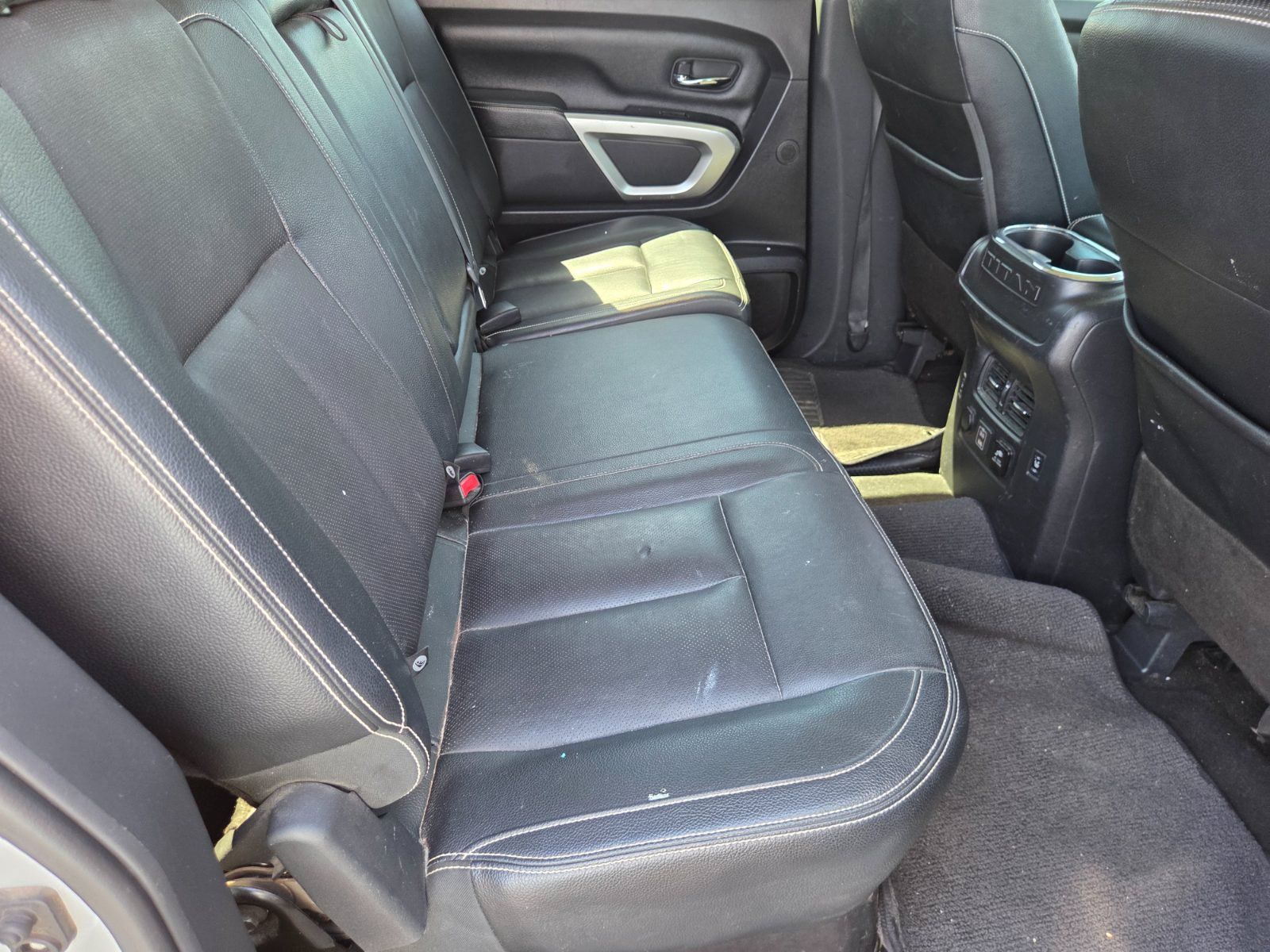 Used 2019 Nissan Titan PRO-4X w/ Pro-4x Convenience Package AWD/4WD image 13