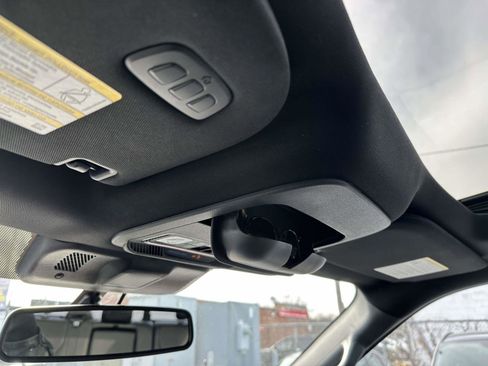 Used 2022 Ford F150 Lariat w/ Equipment Group 502A High image 30