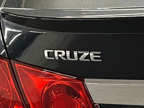 Used 2014 Chevrolet Cruze LT w/ RS Package image 31