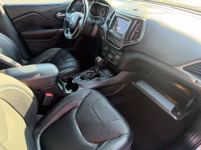 Used 2021 Jeep Cherokee Latitude Lux w/ Sun & Sound Group FWD image 38