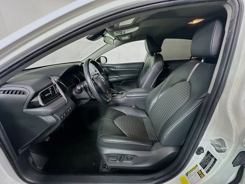 Used 2021 Toyota Camry SE image 13