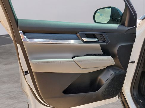 Used 2026 GMC Terrain Elevation w/ Black Edition FWD image 11