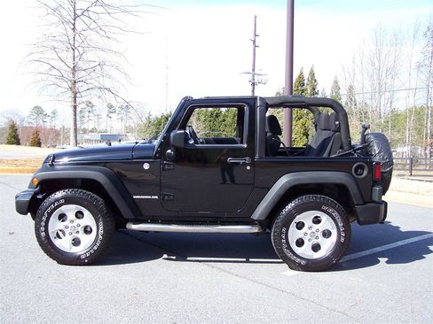 Used 2013 Jeep Wrangler Sport image 9
