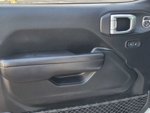 Used 2020 Jeep Wrangler Unlimited Rubicon image 14