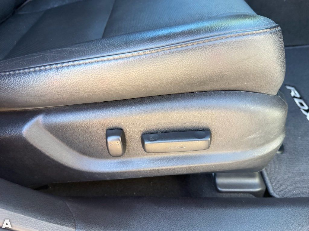 Used 2015 Acura RDX FWD image 16