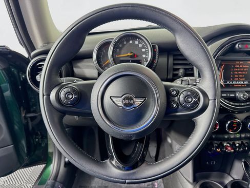 Used 2015 MINI Cooper 2-Door Hardtop image 11