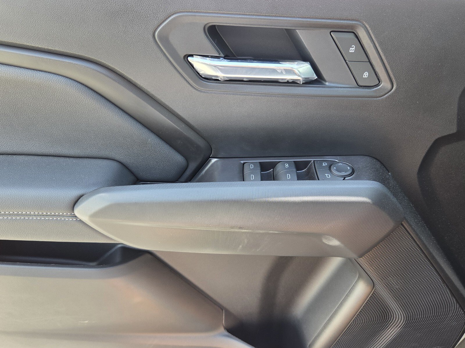 New 2026 Chevrolet Colorado LT w/ LT Convenience Package RWD image 31