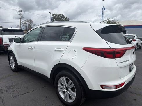 Used 2017 Kia Sportage LX w/ LX Popular Package image 10
