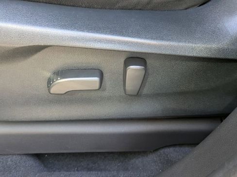 Used 2021 Subaru Ascent Premium w/ Sport Package image 22