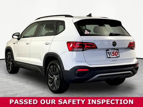 Used 2022 Volkswagen Taos S FWD image 4