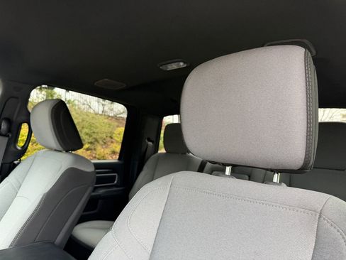 Used 2024 RAM 2500 Big Horn w/ Bed Utility Group image 28