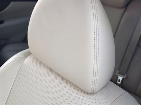 Used 2015 Nissan Rogue SL w/ SL Premium Package image 11