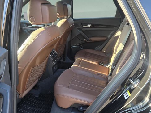 Used 2019 Audi Q5 2.0T Premium w/ Convenience Package image 15