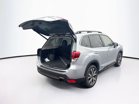 Used 2023 Subaru Forester Limited image 21