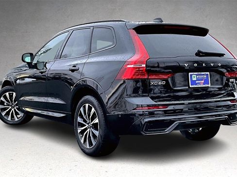 Used 2024 Volvo XC60 B5 Plus w/ Protection Package Premier image 4