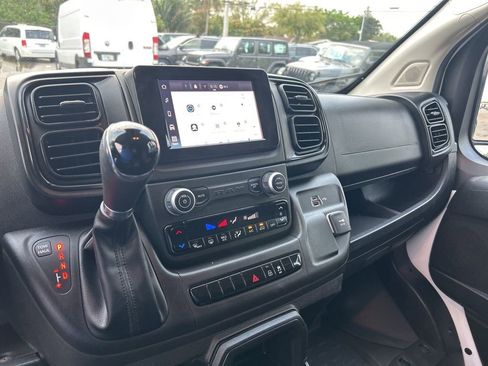 Used 2023 RAM ProMaster 2500 w/ Convenience Group image 12