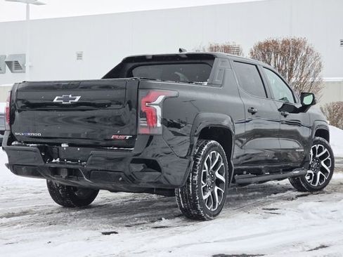 Used 2024 Chevrolet Silverado EV RST image 20